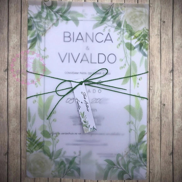 Convite Casamento com Rosas Brancas Folhagem Papel Vegetal
