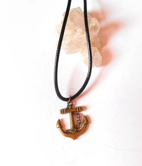 cordão colar com ancora
