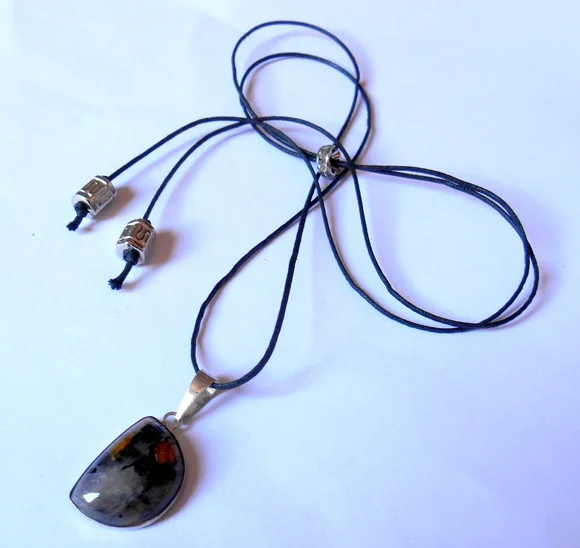 Cordão colar com pingente ágata ajustável shoker