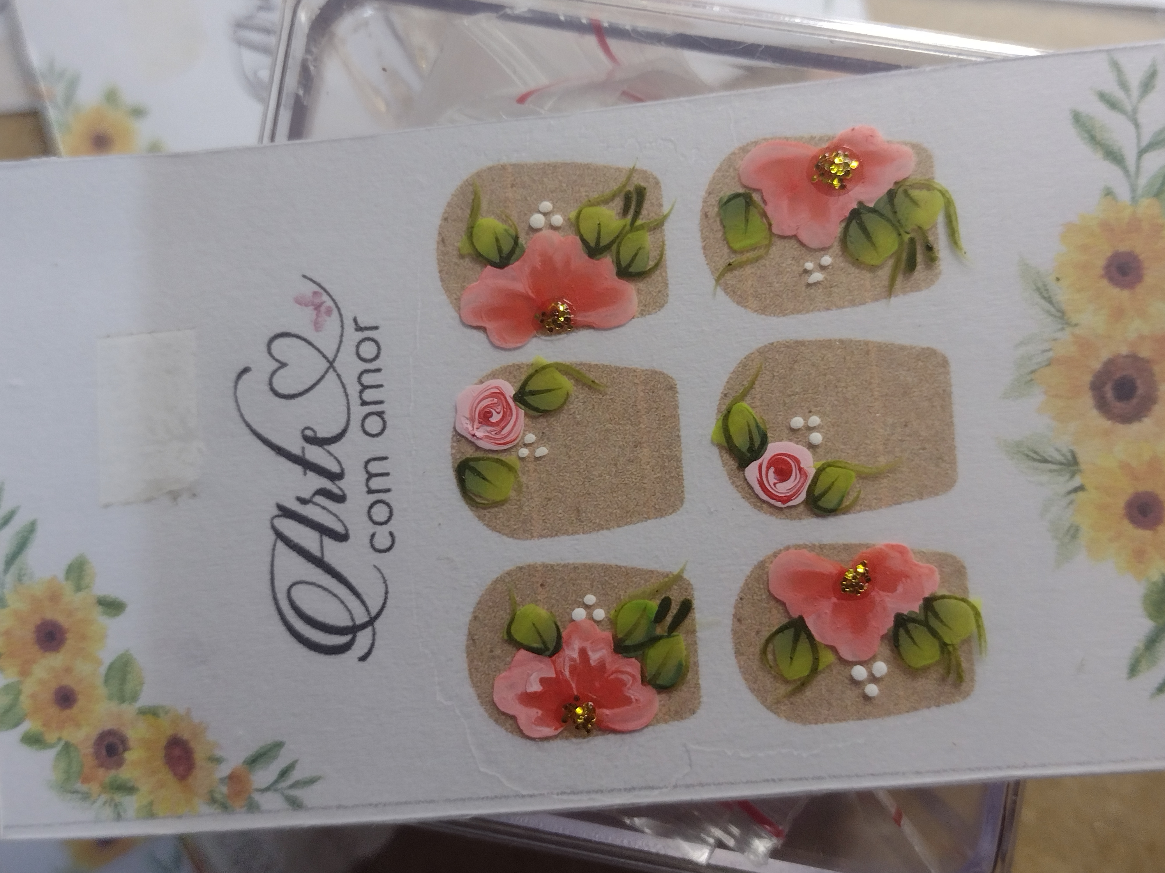 Flor para unhas curtas e médias