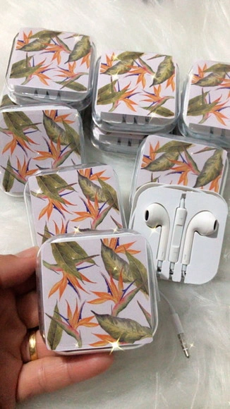 Fone de Ouvido Convite Personalizado 15 Anos