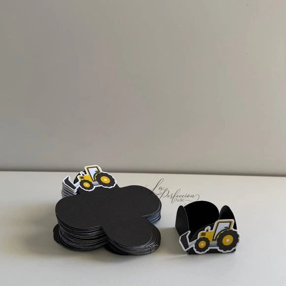 Forminhas Personalizadas Trator