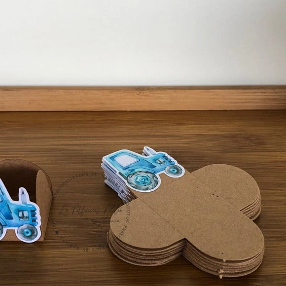 Forminhas Personalizadas Trator