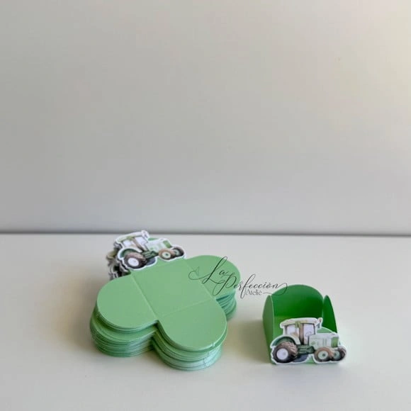 Forminhas Personalizadas Trator