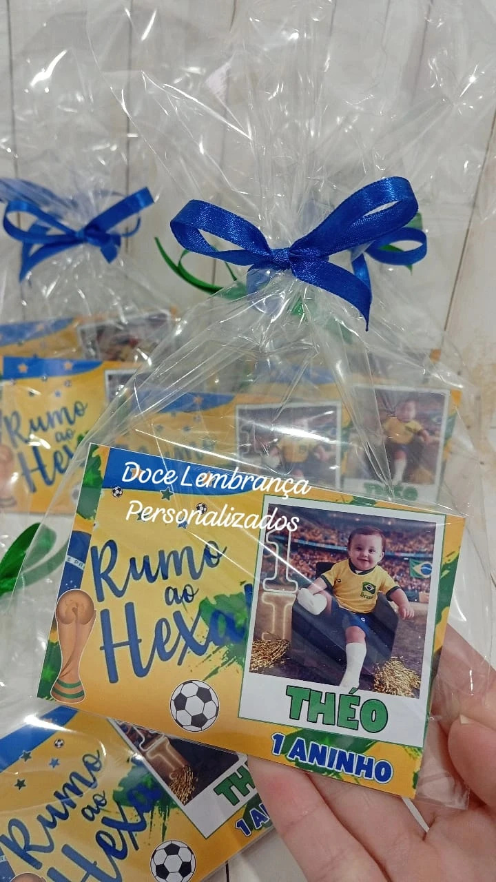Foto imã lembrancinha aniversário Copa do Mundo Brasil