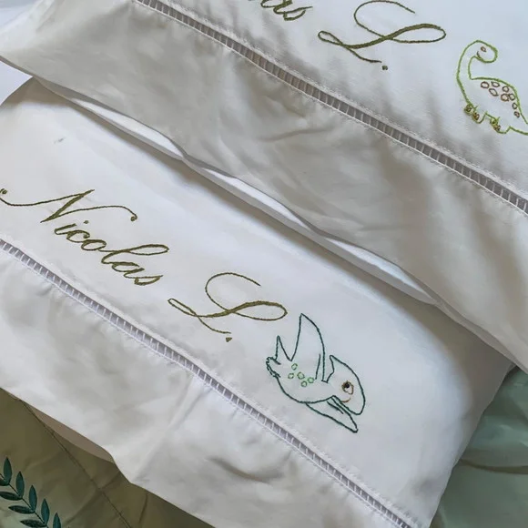 Fronhas Bordadas à Mão (kit 2 Peças )- Personalizada