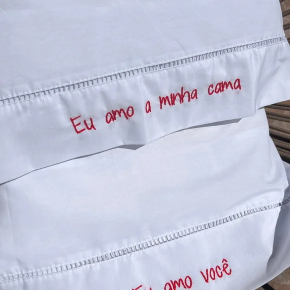 Eu Te Amo - Fronhas Bordadas à Mão (kit 2 Peças )