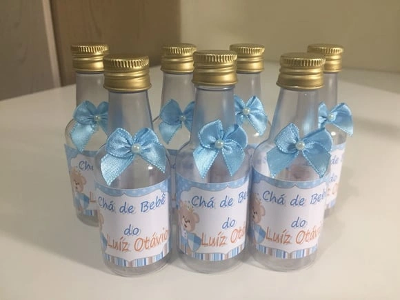 Garrafinha personalizada chá de bebê