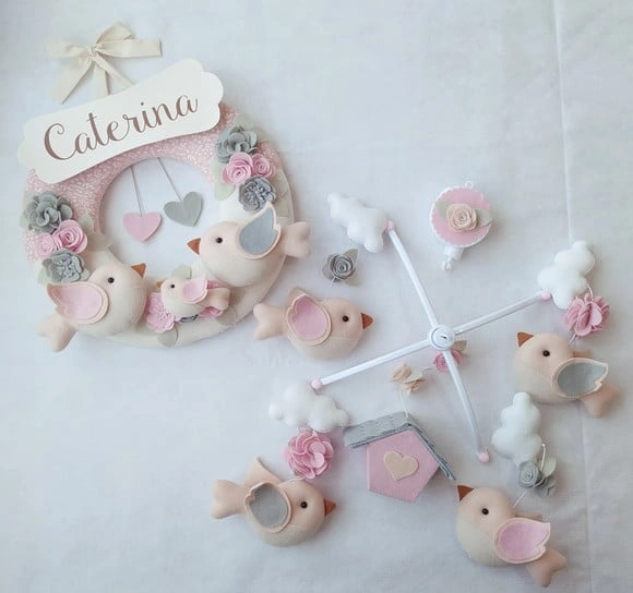 Guirlanda + Móbile Musical Pássaros Cinza e Rosa - Caterina