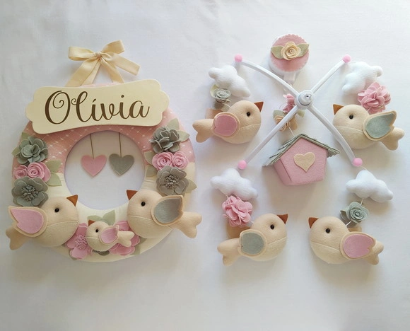 Guirlanda + Móbile Musical Pássaros Cinza e Rosa Olívia