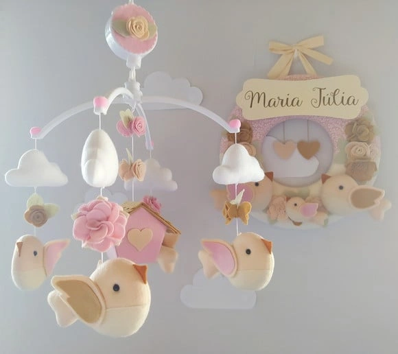 Guirlanda + Móbile Musical Pássaros Nude e Rosa - Maria