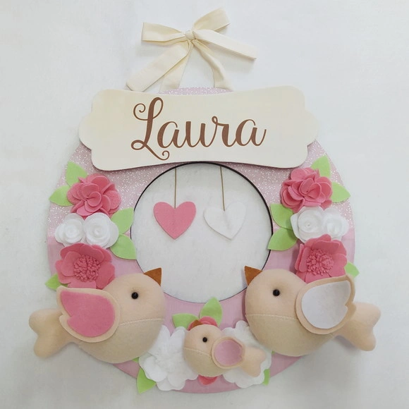 Guirlanda Passarinhos de Feltro Branco e Rosa - Laura