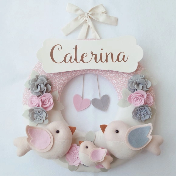 Guirlanda Passarinhos de Feltro Cinza e Rosa - Caterina