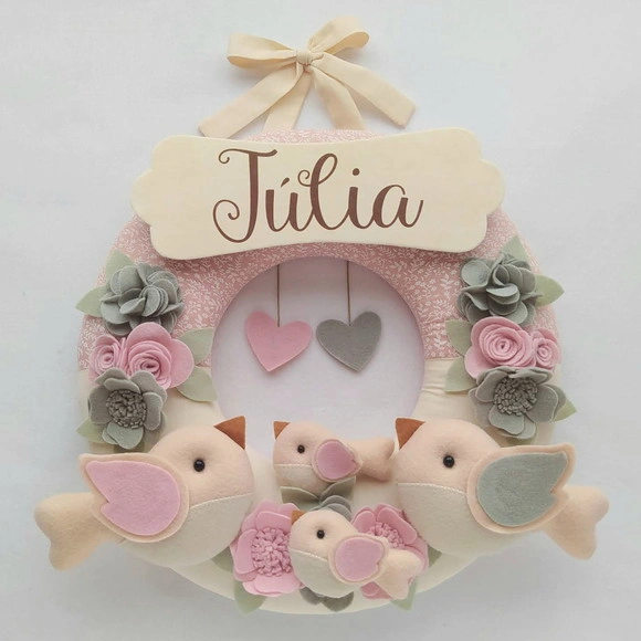 Guirlanda Passarinhos de Feltro Cinza e Rosa Júlia