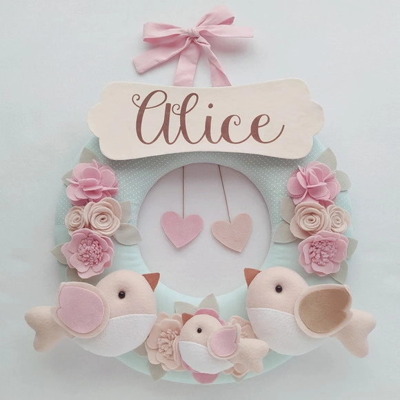 Guirlanda Passarinhos de Feltro Verde e Rosa - Alice
