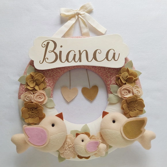 Guirlanda Porta de Maternidade Passarinhos Nude - Bianca