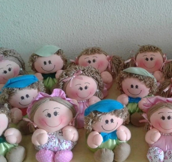 Kit 10 Bonecos Lembrancinhas