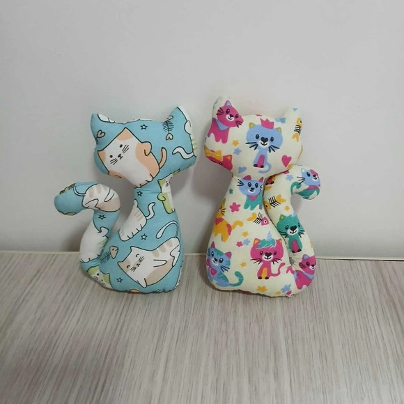 Kit 10 Gatinhos Apliques