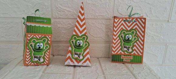 Kit 20 Caixas Lembrancinhas Personalizadas Gummy Bear