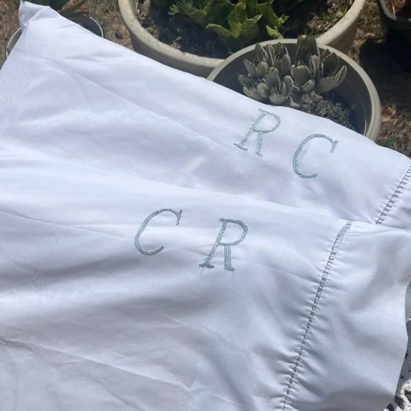 Par de Fronhas Bordada à Mão - Personalizada