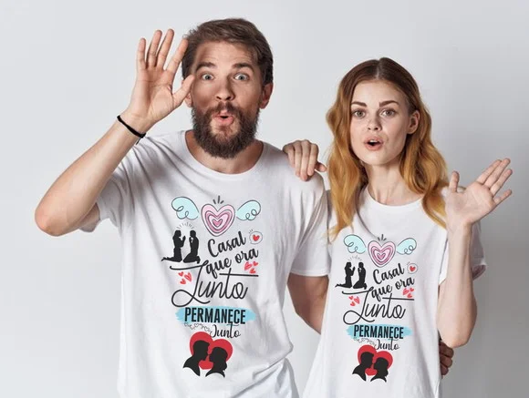 Kit Camiseta Casal Que Ora Junto Permanece Junto