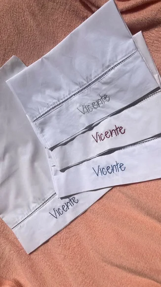 Kit com 4 Fronhas de Berço Bordadas à Mão )- Personaliz