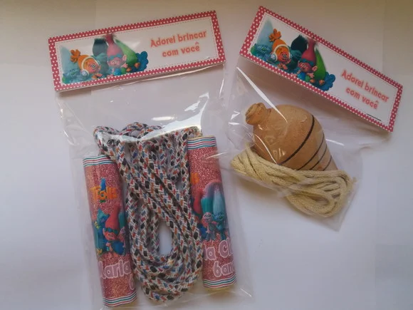 Kit Corda com Cabo Personalizado e Pião Trolls
