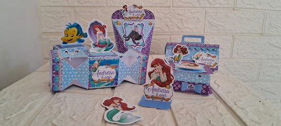 Kit Festa: 100 Lembrancinhas Personalizadas a Pequena Sereia