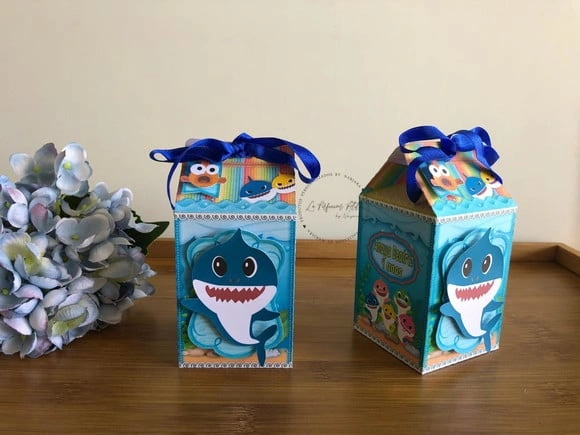 Kit festa baby shark (2 itens)