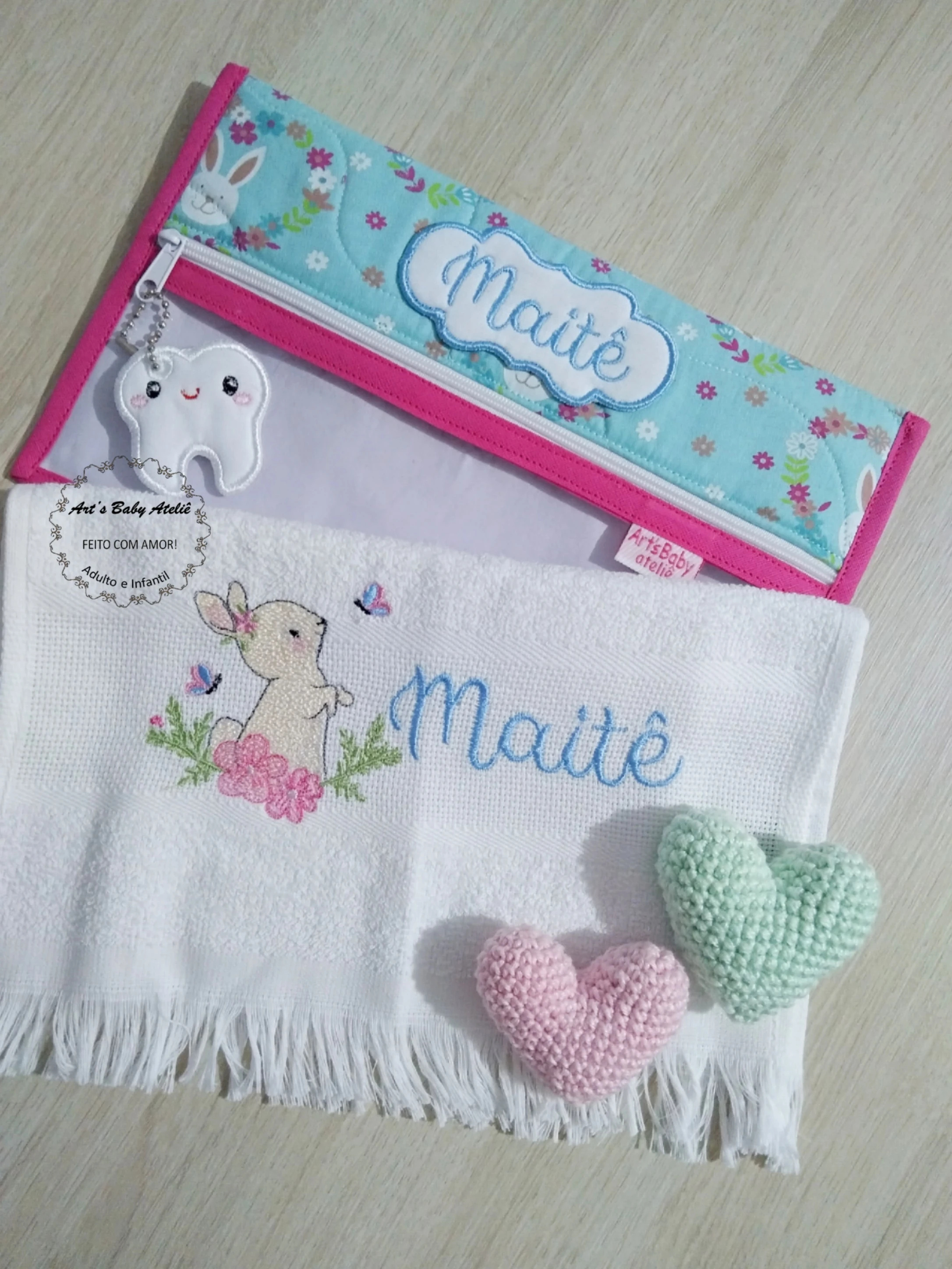 Kit Higiene Bucal Infantil Personalizado, porta Escova e Pasta e Toalhinha Bordada com Nome