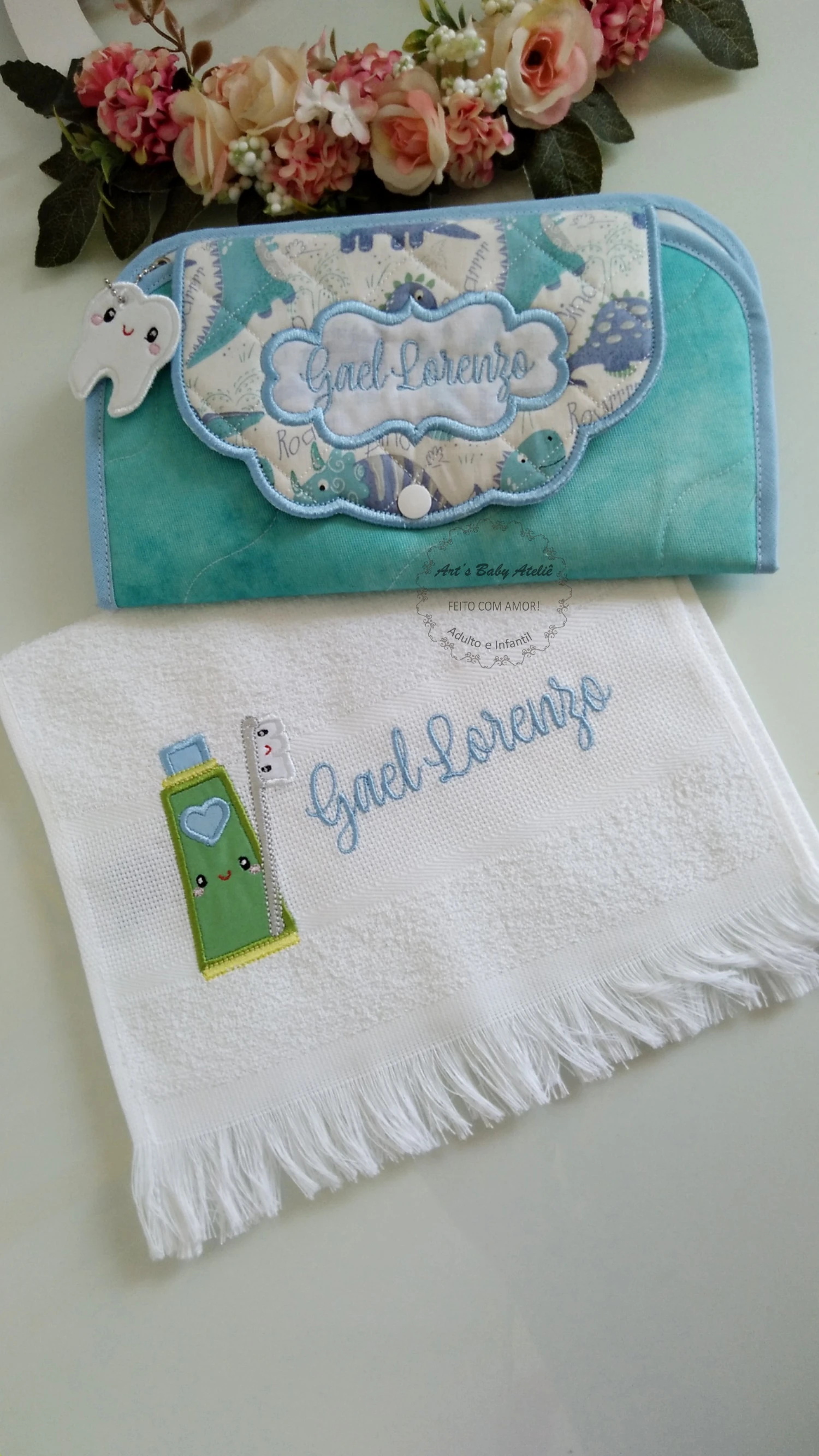 Kit Higiene Escolar Infantil luxo com nome, Porta Escova, Pasta de Dente e Toalhinha Impermeável personalizado com nome