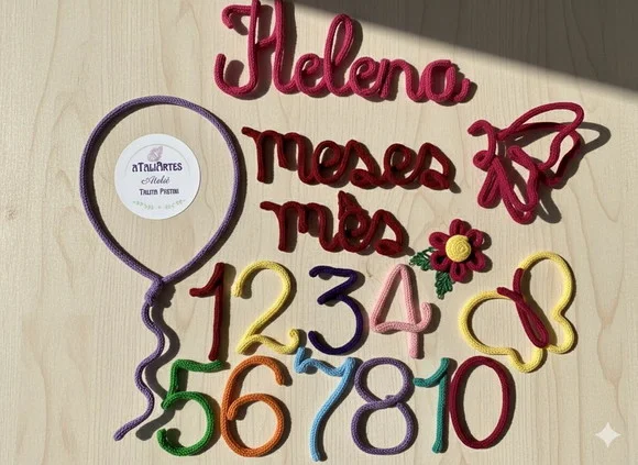 Kit Mêsversário Borboletas em Tricotin com 01 Nome
