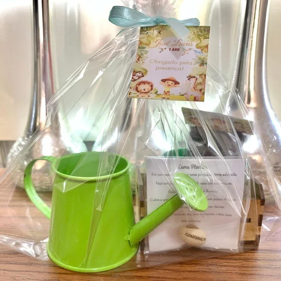 Lembrancinha Safari | Lembrancinha tema personalizado | Kit Plantação com Semente Personalizada