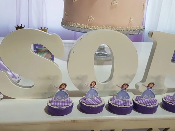 Latinha princesa sofia
