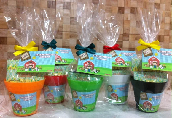 Lembrancinha Mini Jardinagem-fazendinha