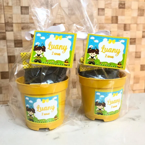 Lembrancinha personalizada Kit jardinagem plantio Abelhinha
