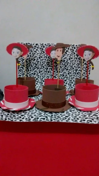 Lembrancinha Toy story porta doces centro de mesa