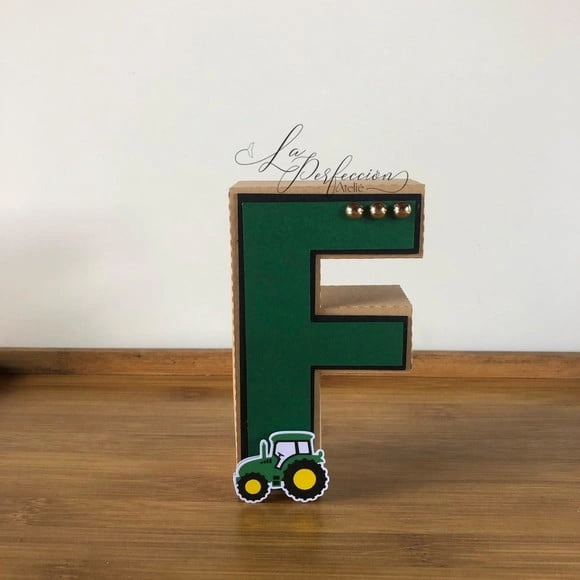 Letra 3d Trator