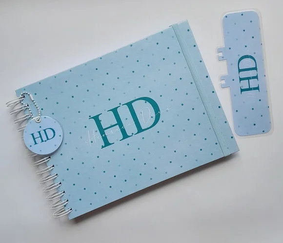 Livro do Bebê Grande (19x25cm) + Acessórios - Mod 01