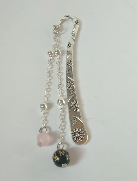 Marcador de Livro / Bíblia Metal com Mantra Buda e Q. Rosa