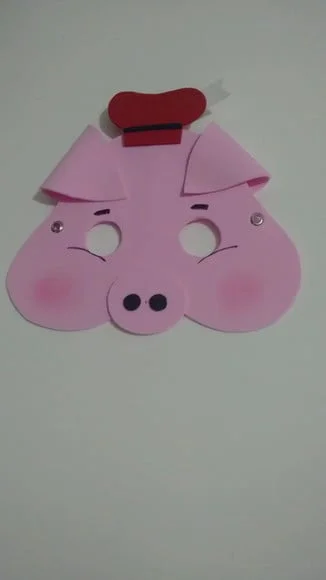 Máscaras Três Porquinhos e Lobo Mau