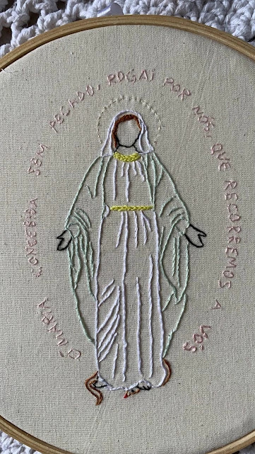 Nossa Senhora das Graças- Bordado em Bastidor