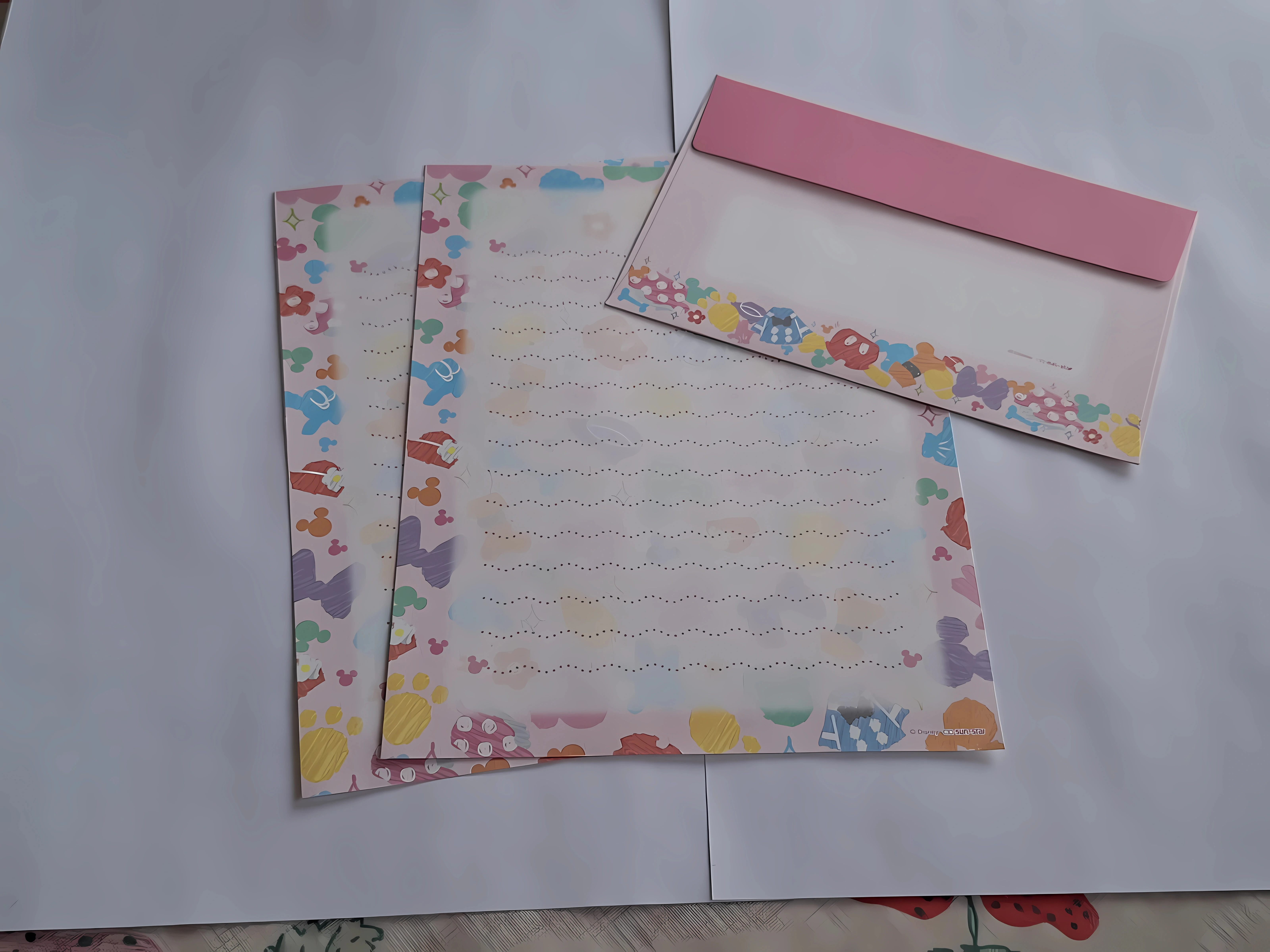 Papel de carta antigo – Disney
