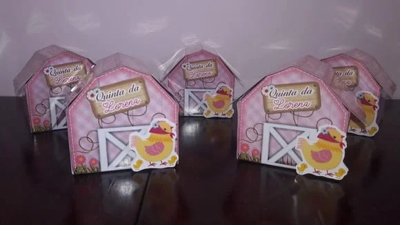 Personalizados Caixa Celeiro Fazendinha Rosa