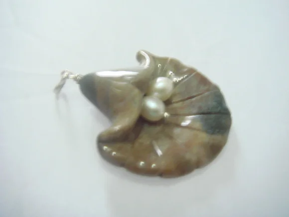 Pingente em Jaspe e Pérola Água Doce