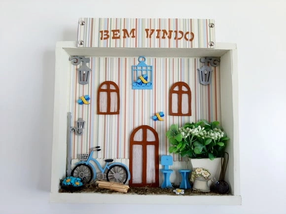 Placa Bem Vindo de Madeira com Fundo Listrado