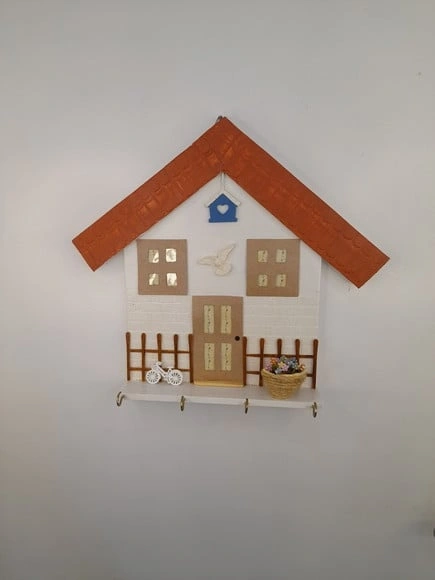 Porta Chave em mdf e Madeira Frente de Casa