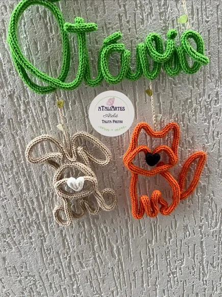 Porta Maternidade Animais do Bosque personalizado em Tricotin com 1 nome