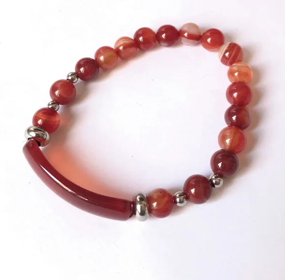Pulseira com Agatas e Entremeios Prateados