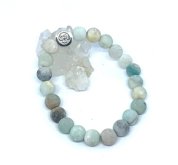 Pulseira Japamala Amazonita Fosca 21 Contas e Simbolo Om